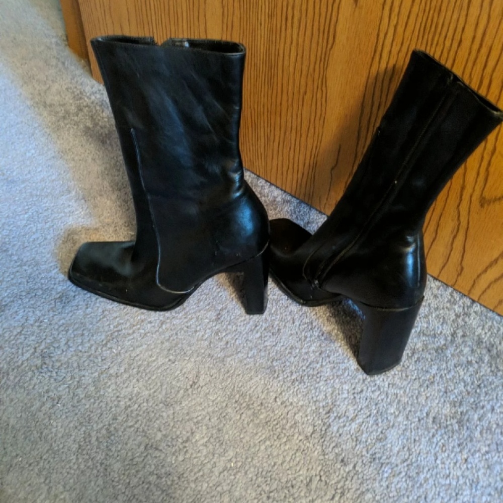 Black boots genuine leather